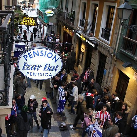 Pension Izar Bat San Sebastián Eksteriør billede